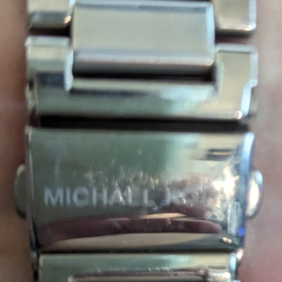 Michael Kors MK-5866 ladies watch - Picture 4 of 4